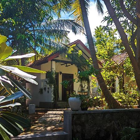 Hilltop House Hotel Arugam Bay Exterior photo